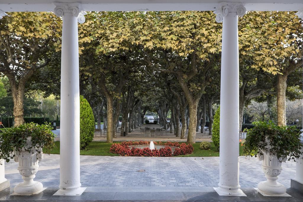Hotel Balneari Termes Orion Santa Coloma De Farners Buitenkant foto